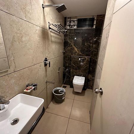 Hotel Collection O Local Square | Whitefield à Bangalore Extérieur photo